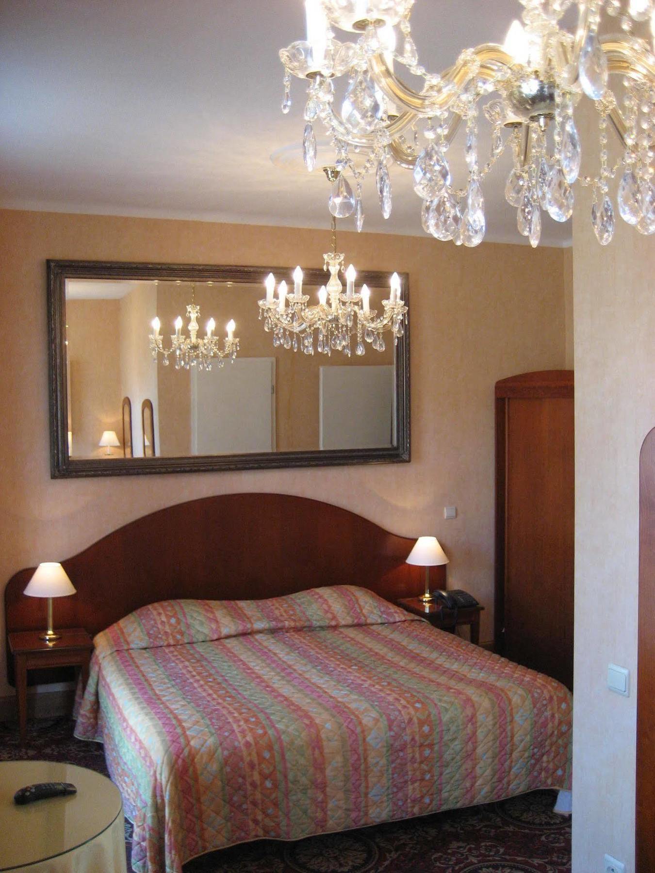 Avenue Hotel By F-Hotels Бланкенберге Екстериор снимка