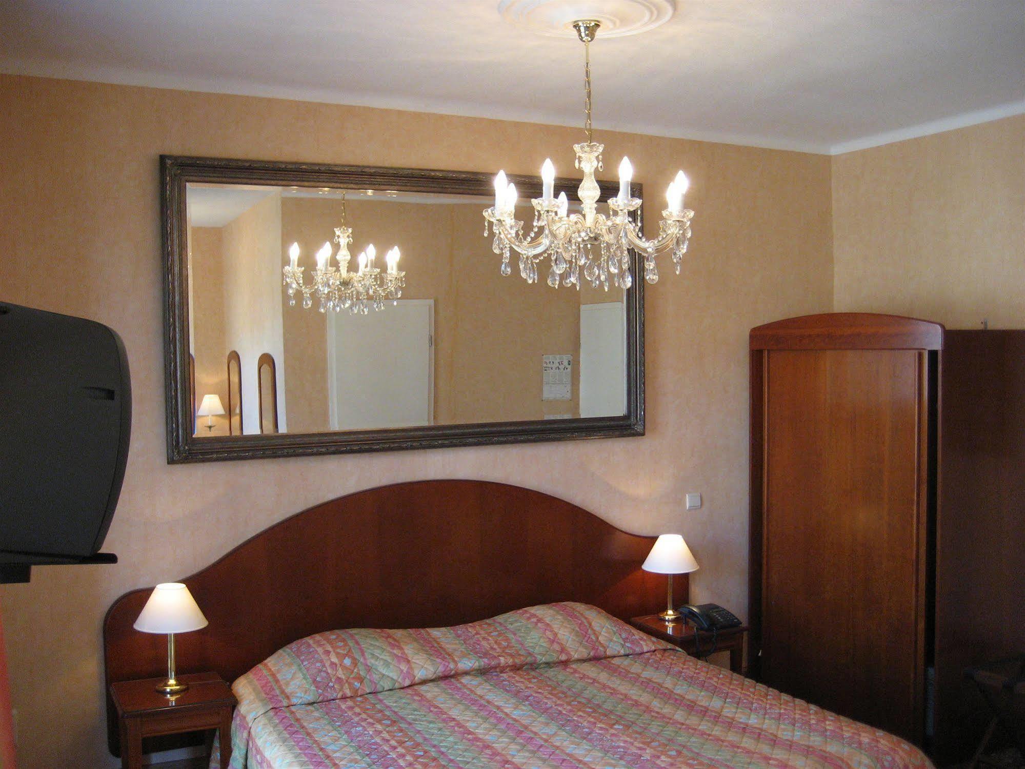 Avenue Hotel By F-Hotels Бланкенберге Екстериор снимка
